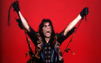 Alice Cooper palaiko Ukrainą: ukrainiečiai koncerto Vilniuje klausysis nemokamai 